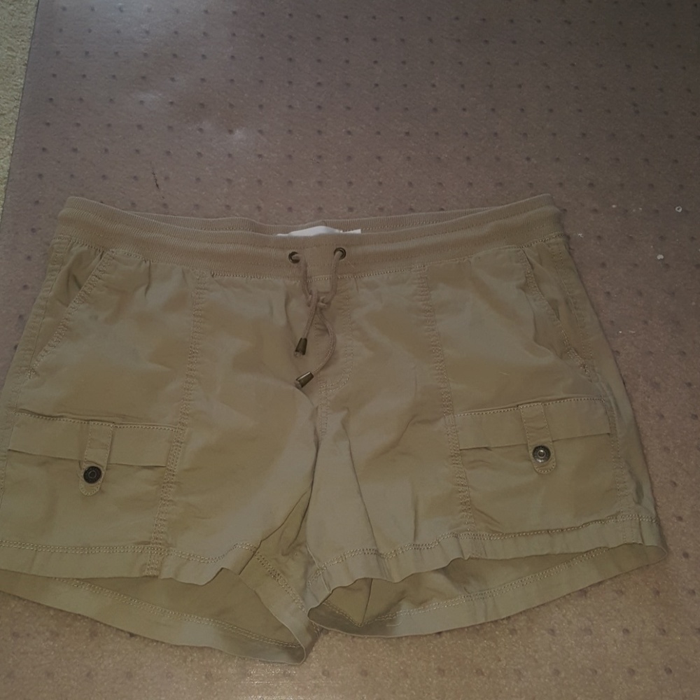 Women's khaki shorts